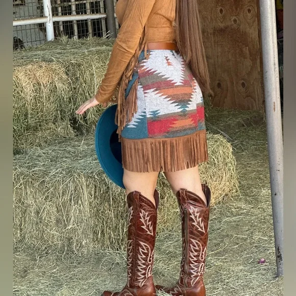 NWT MAIN STRIP  Aztec Fringe Mini Skirt - Picture 5 of 7
